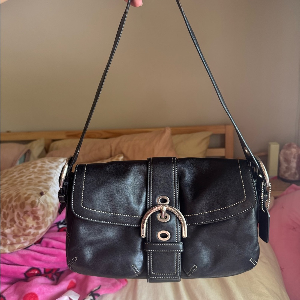 Coach Black Leather buckle soho